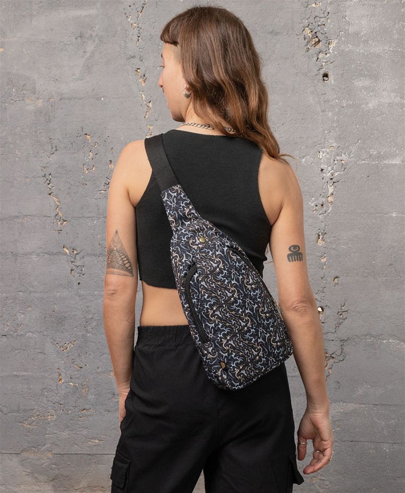 Maal Sling Bag