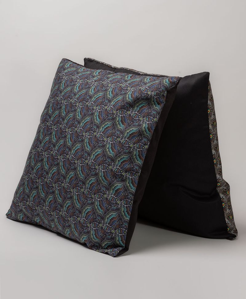 Faceat Cushion Cover 18x18 