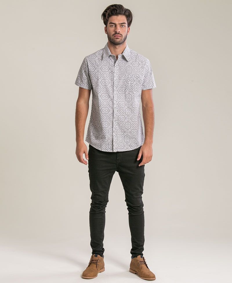 Hexit Button Shirt ➟ White