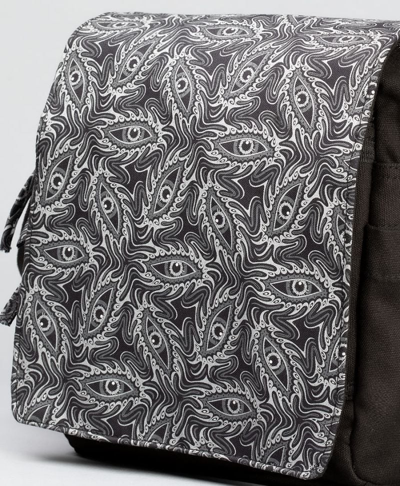 Eyesee CrossBody Bag - Black