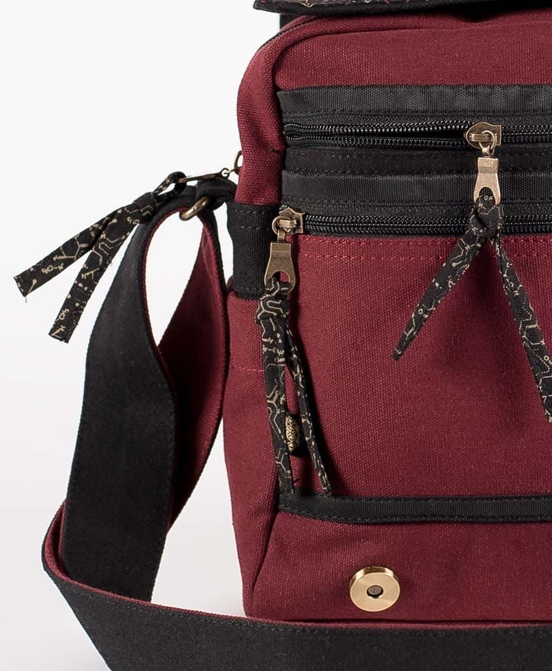 Kubic Crossbody Bag - Maroon