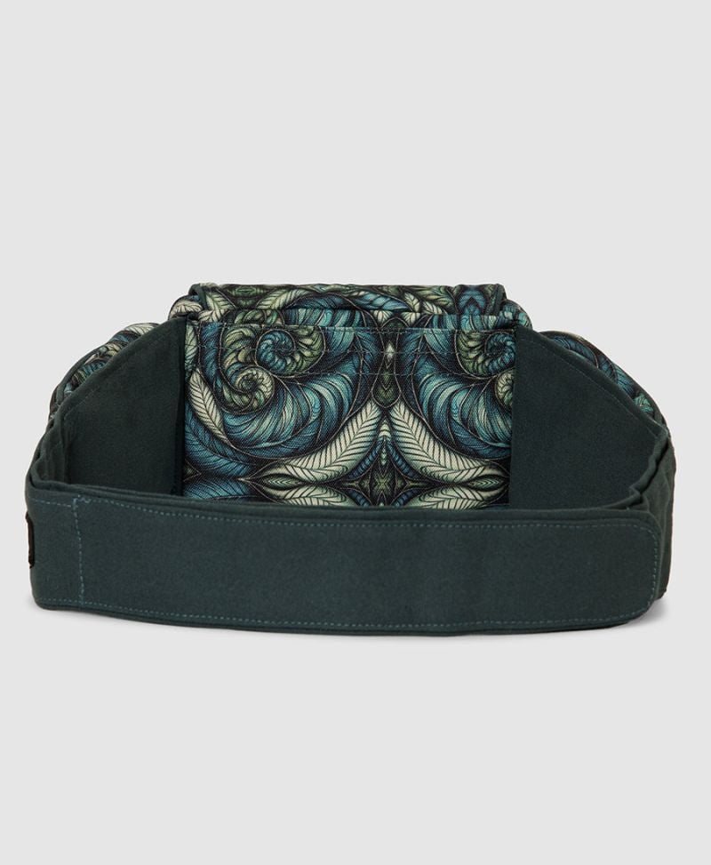 Spiraleaves Utility Belt