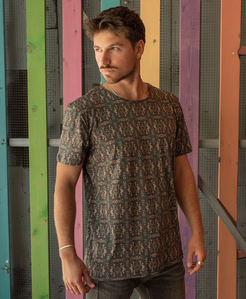 shipibo tribal t-shirt 