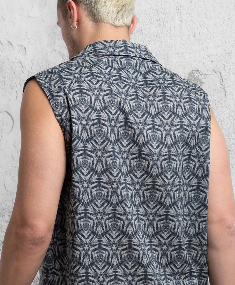 Feathral Sleeveless Button Up 