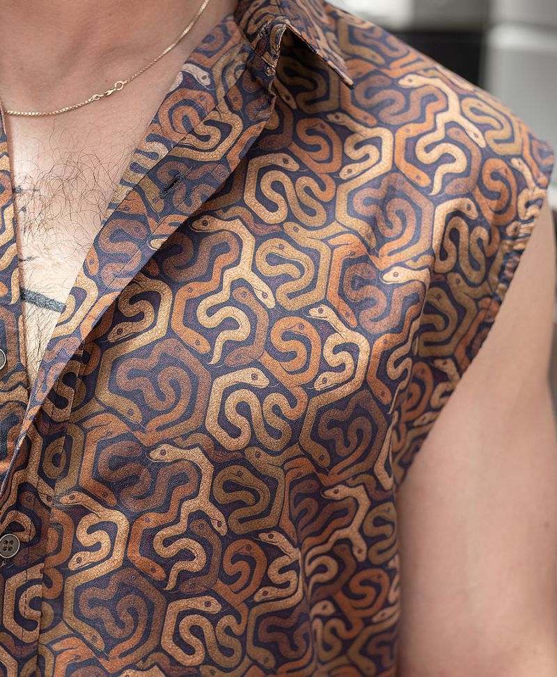 Serpantex Sleeveless Button Up 
