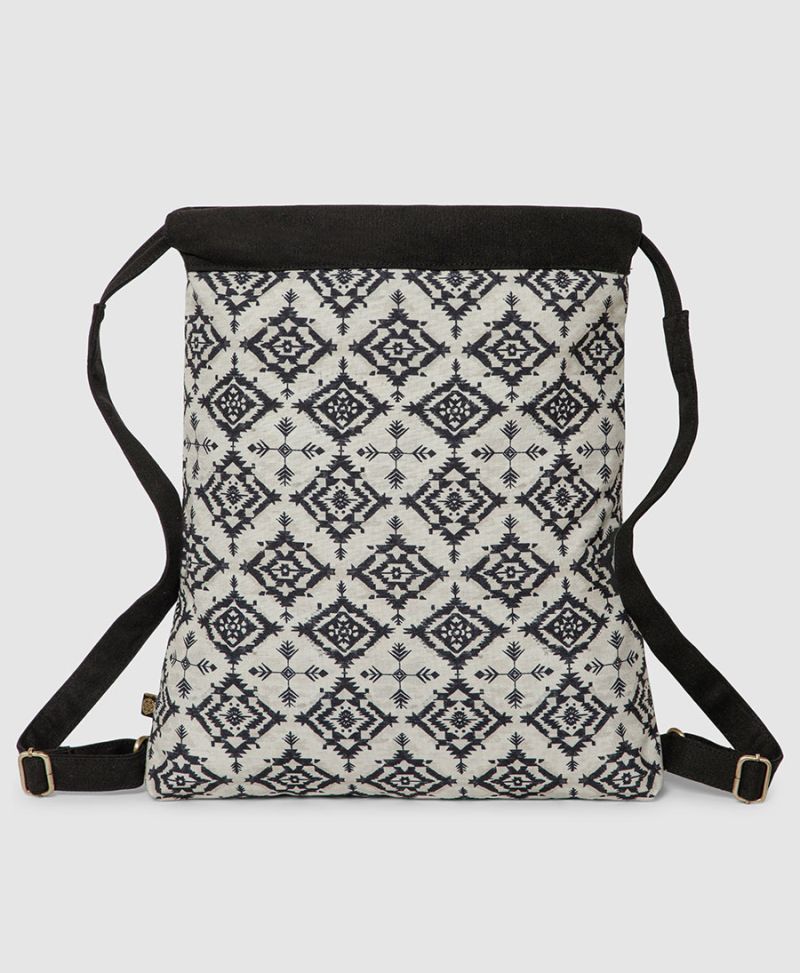 Arrowra Drawstring Backpack