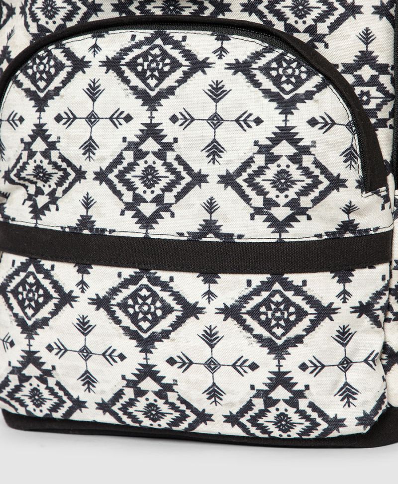 Arrowra Backpack- Round