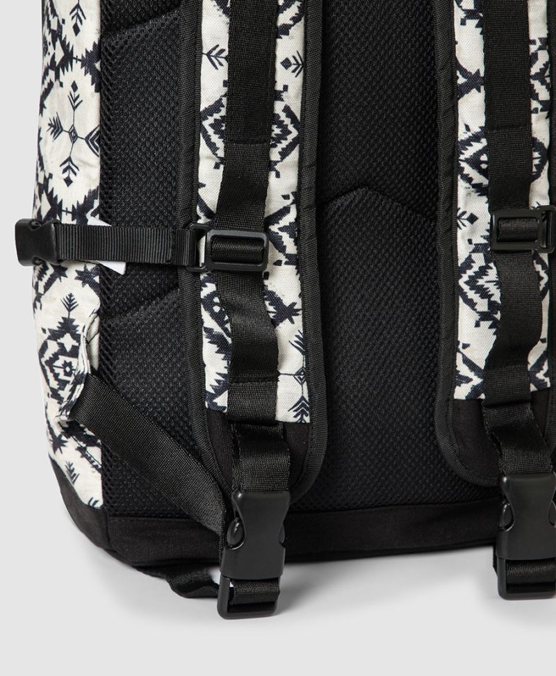 Arrowra Backpack- Round