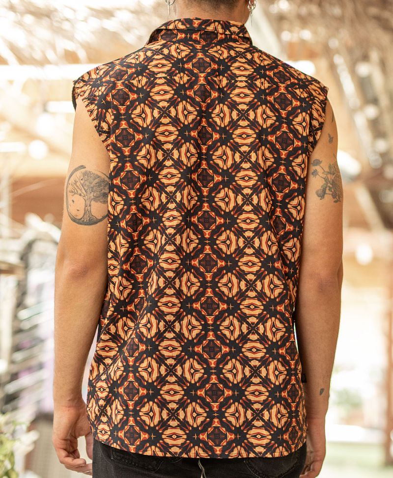 Blup Sleeveless Button Up 