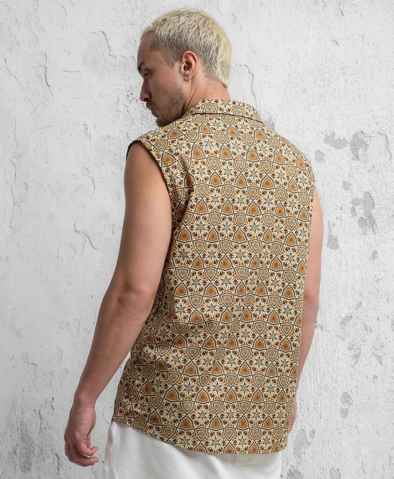 Ukush Sleeveless Button Up 