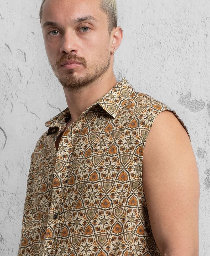 Ukush Sleeveless Button Up 