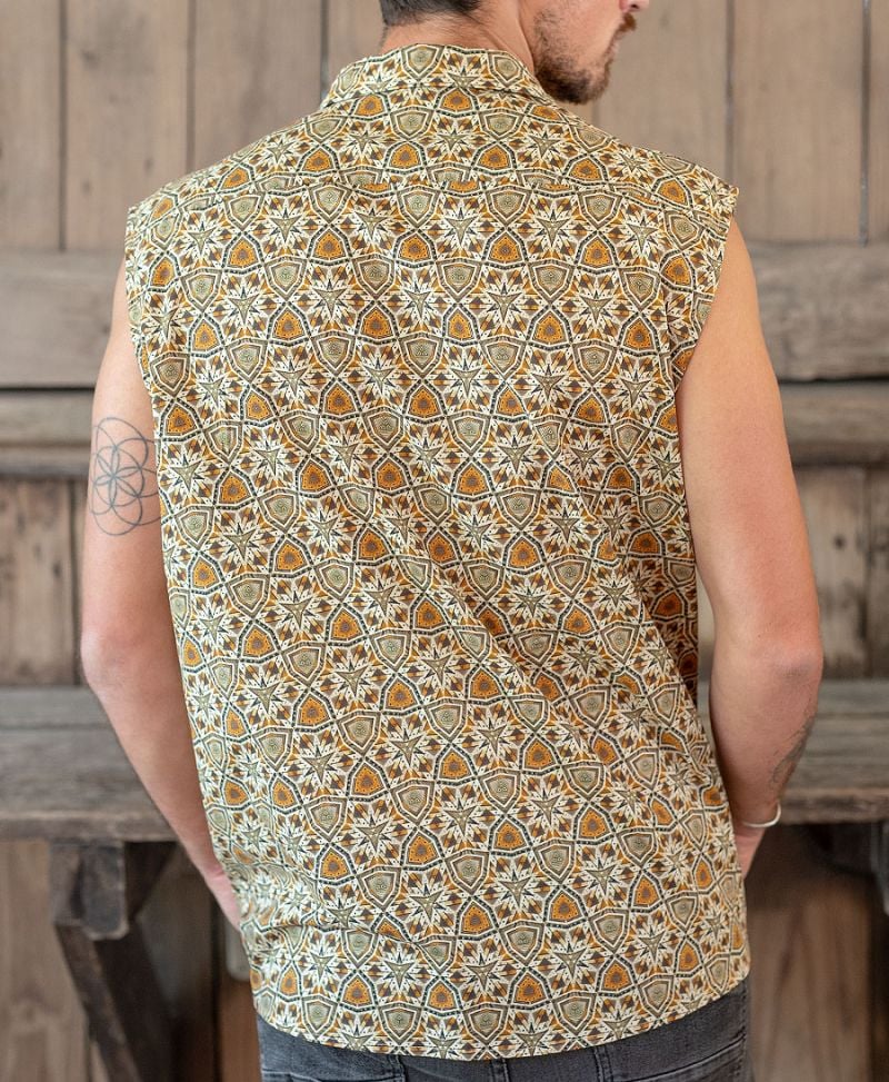 Ukush Sleeveless Button Up 