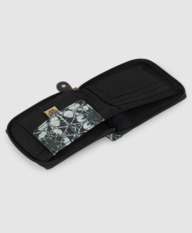 Cyclamen  Mens Zip Wallet 
