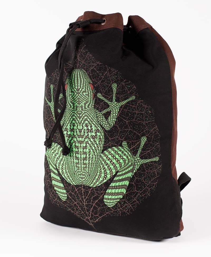 Sapo Kambô ➟ Padded Straps Drawstring Backpack 