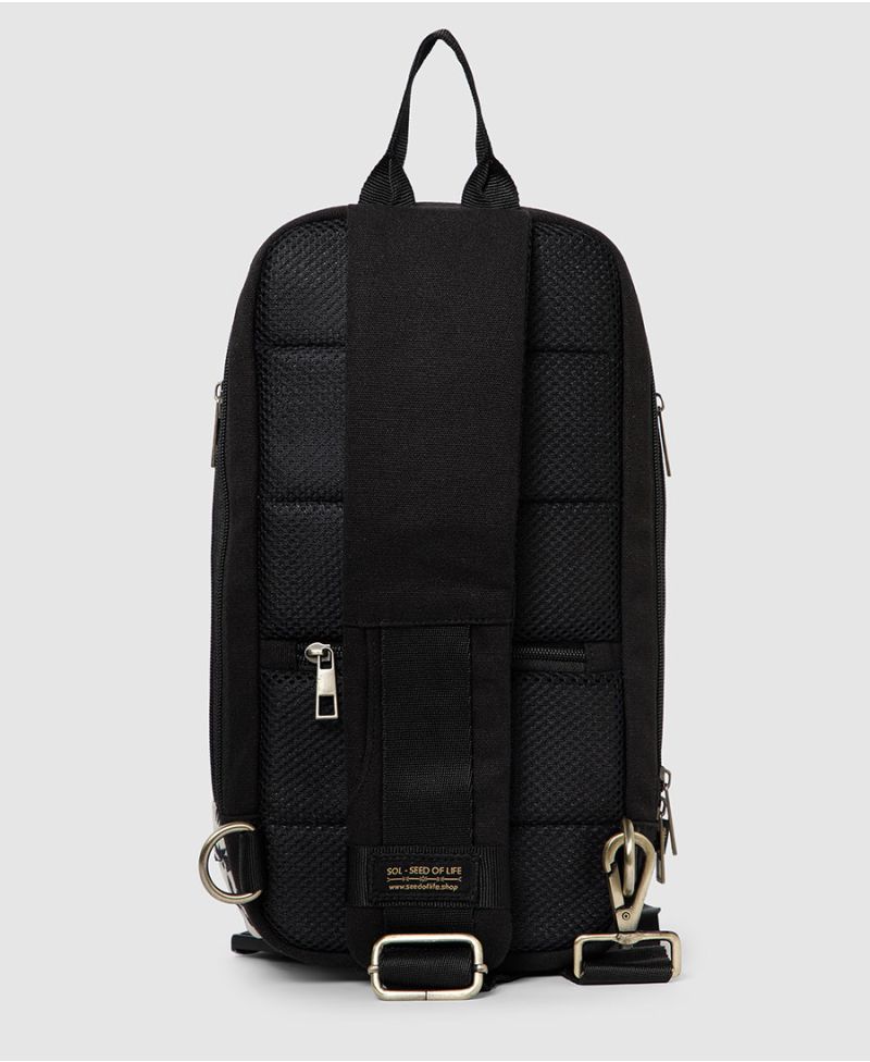 Arrowra Mid Sling Bag