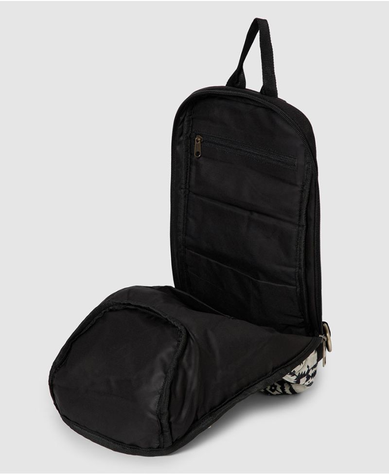 Arrowra Mid Sling Bag