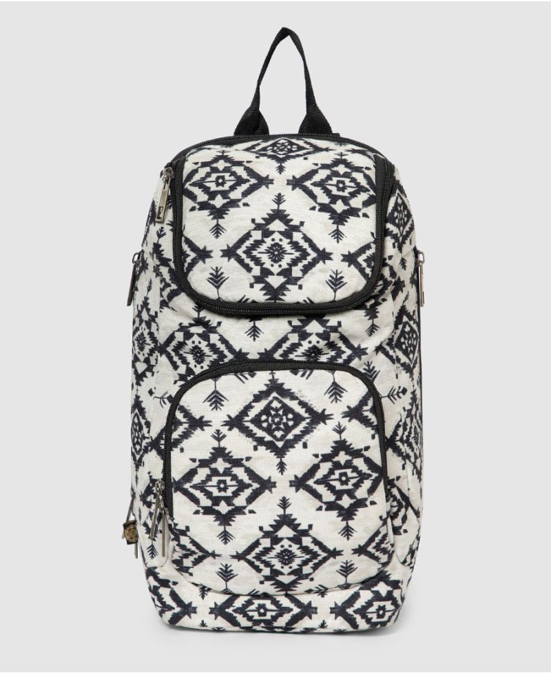 Arrowra Mid Sling Bag