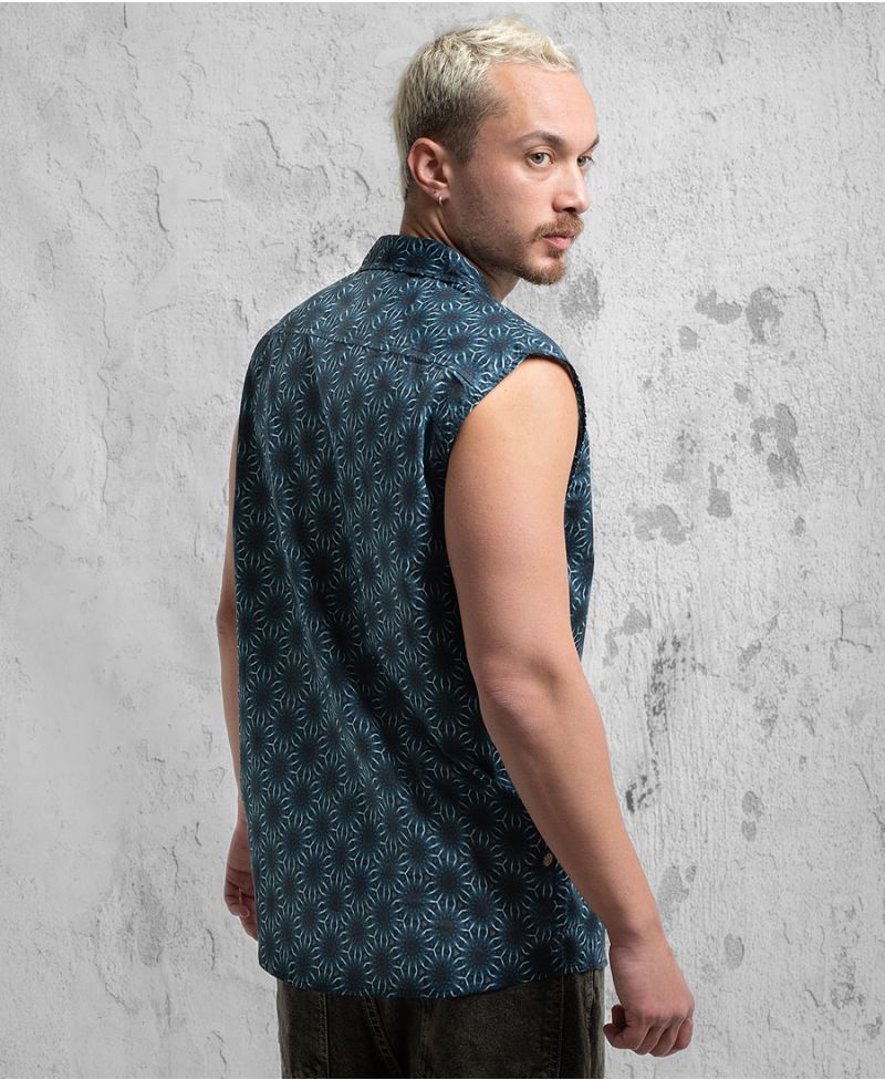 Sunny Sleeveless Button Up 