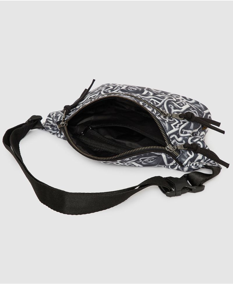 Amazeyes Pouch