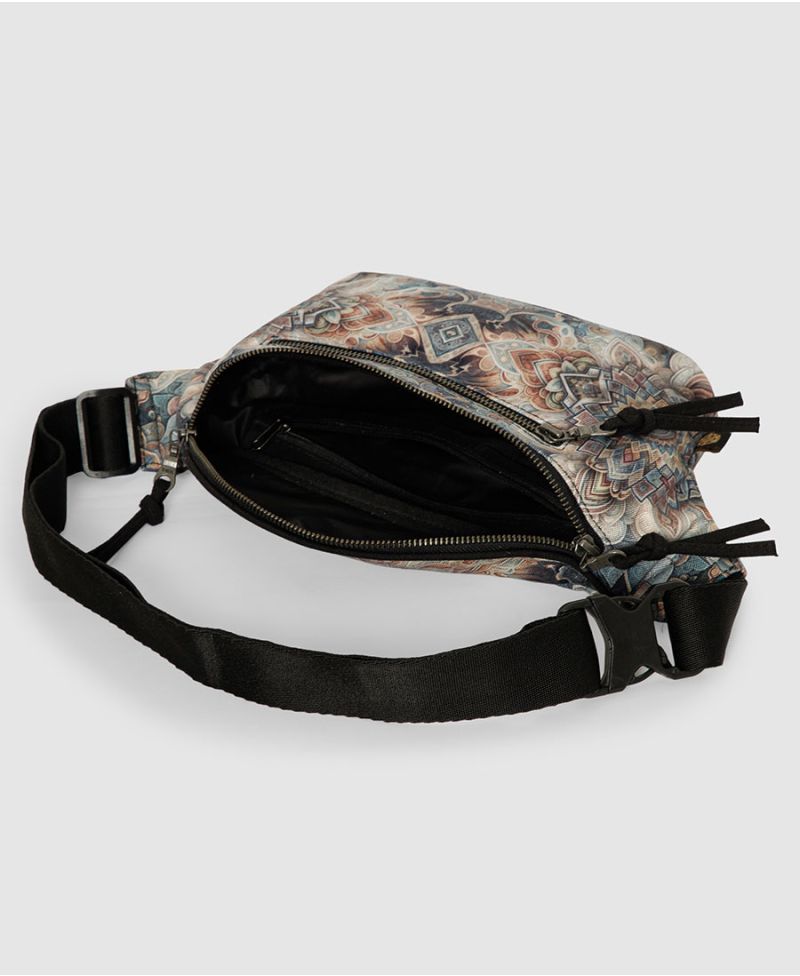 Phars Pouch