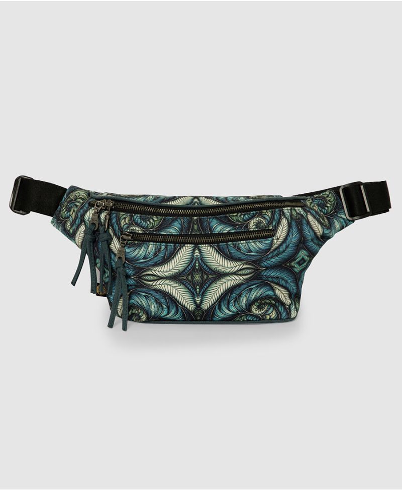 Spiraleaves Pouch
