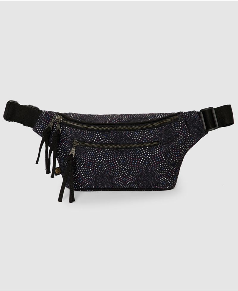 Flowry Pouch