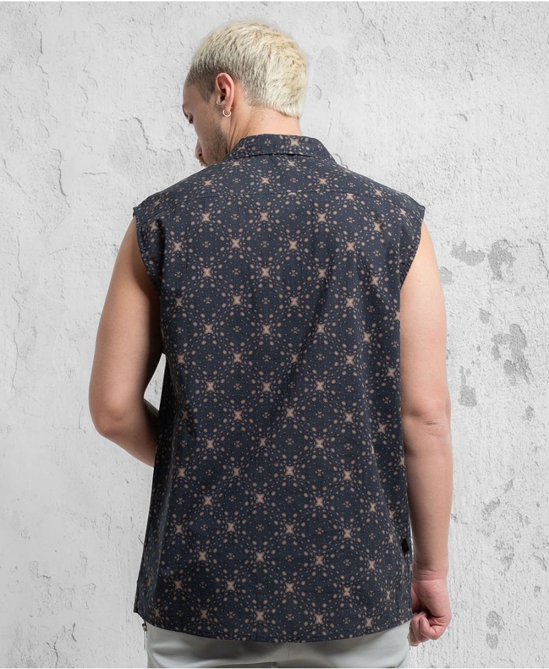 Doti Sleeveless Button Up 