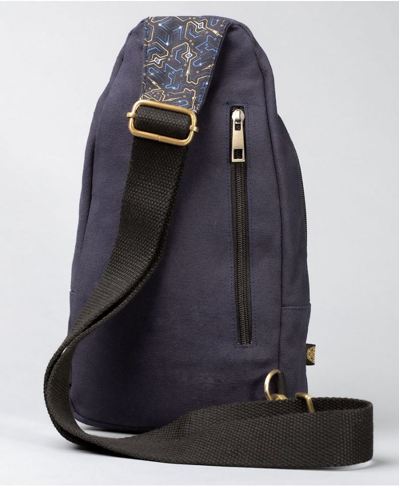 Plonter Sling Bag - Blue 