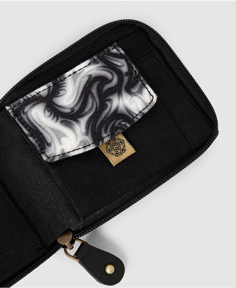 MMC Mens Zip Wallet 