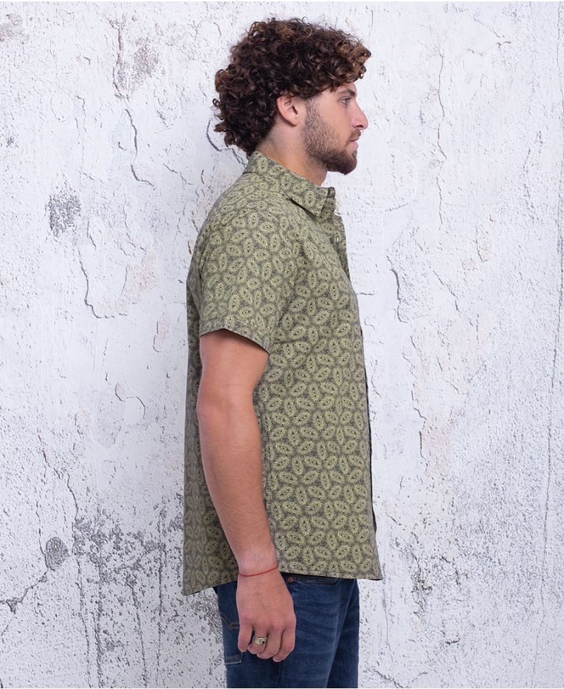 Eyesee Button Shirt ➟ Olive