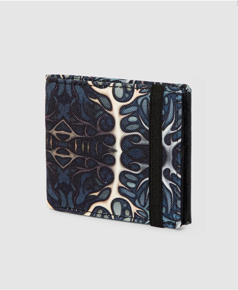Roots Mens Slim Wallet