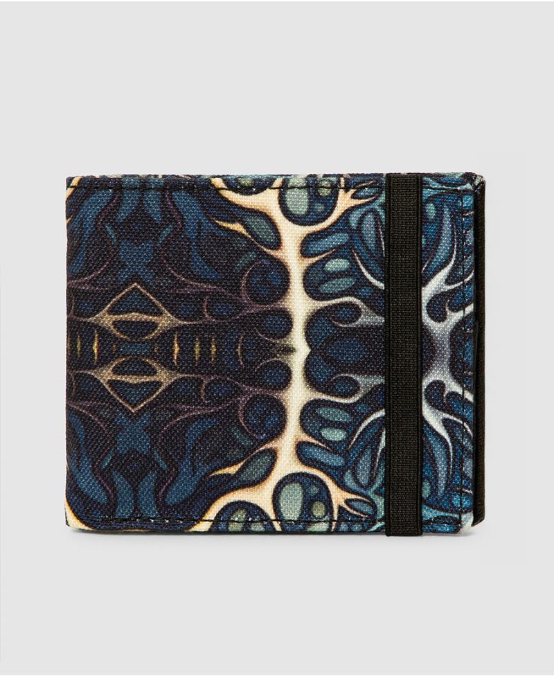 Roots Mens Slim Wallet