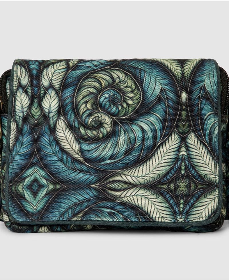 Spiraleaves Utility Belt