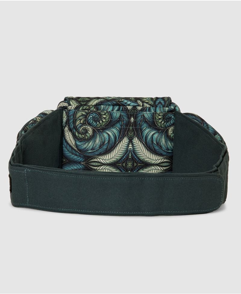 Spiraleaves Utility Belt