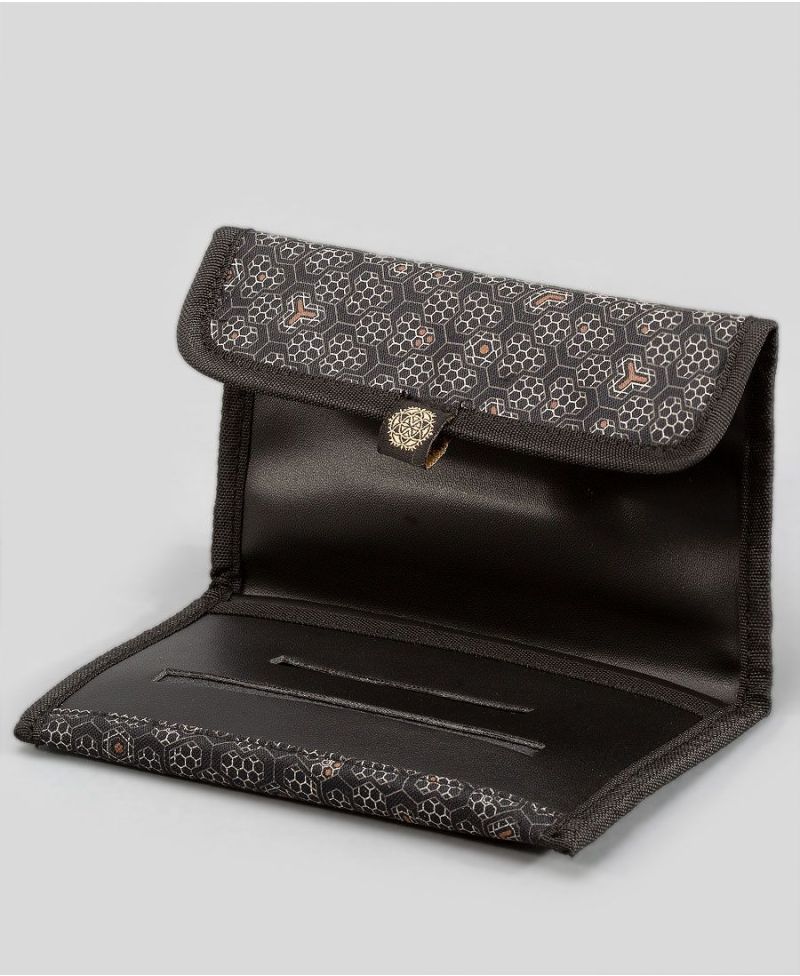 Beez Tobacco Pouch - Black