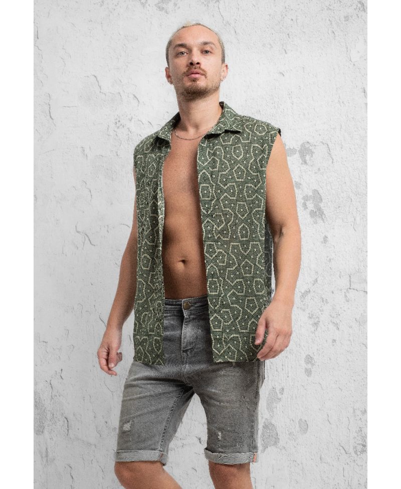 Trigul Sleeveless Button Up 