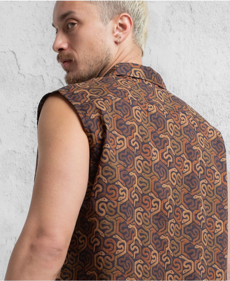 Serpantex Sleeveless Button Up 