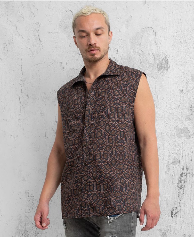 Ming Sleeveless Button Up 