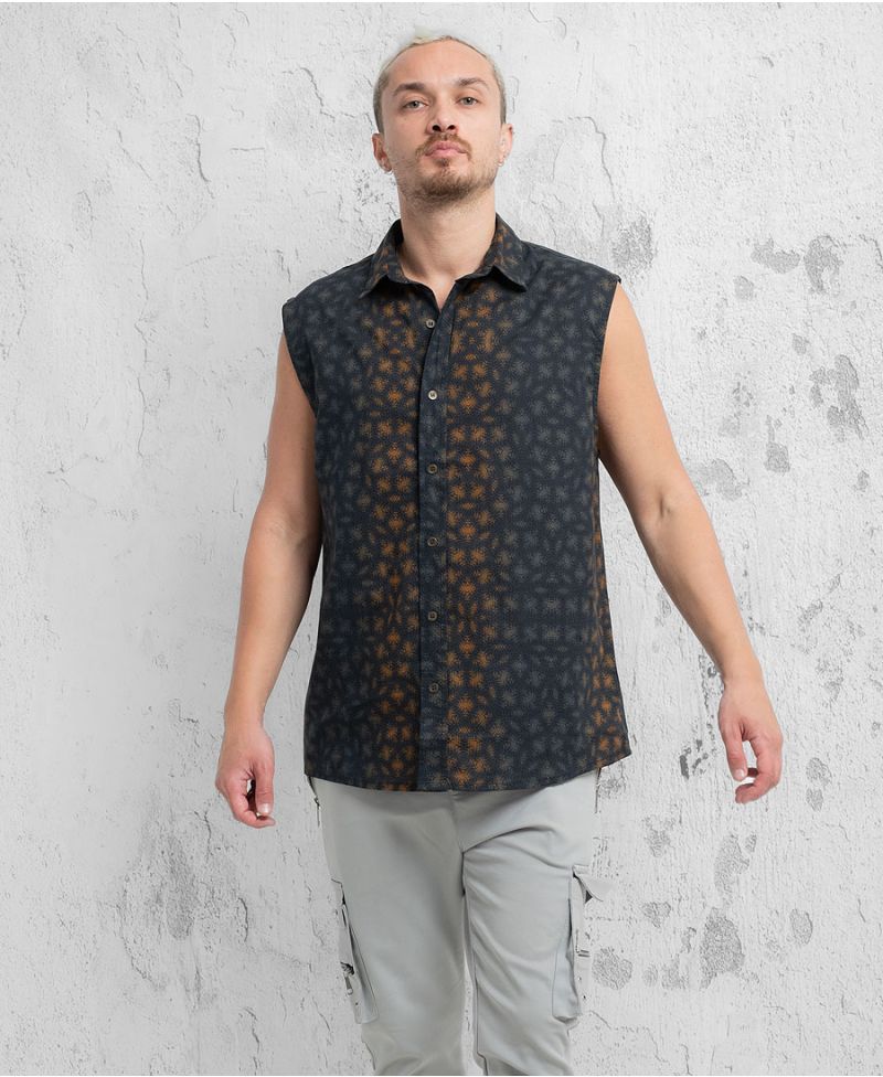 Hoover Sleeveless Button Up 