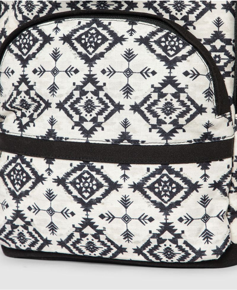 Arrowra Backpack- Round