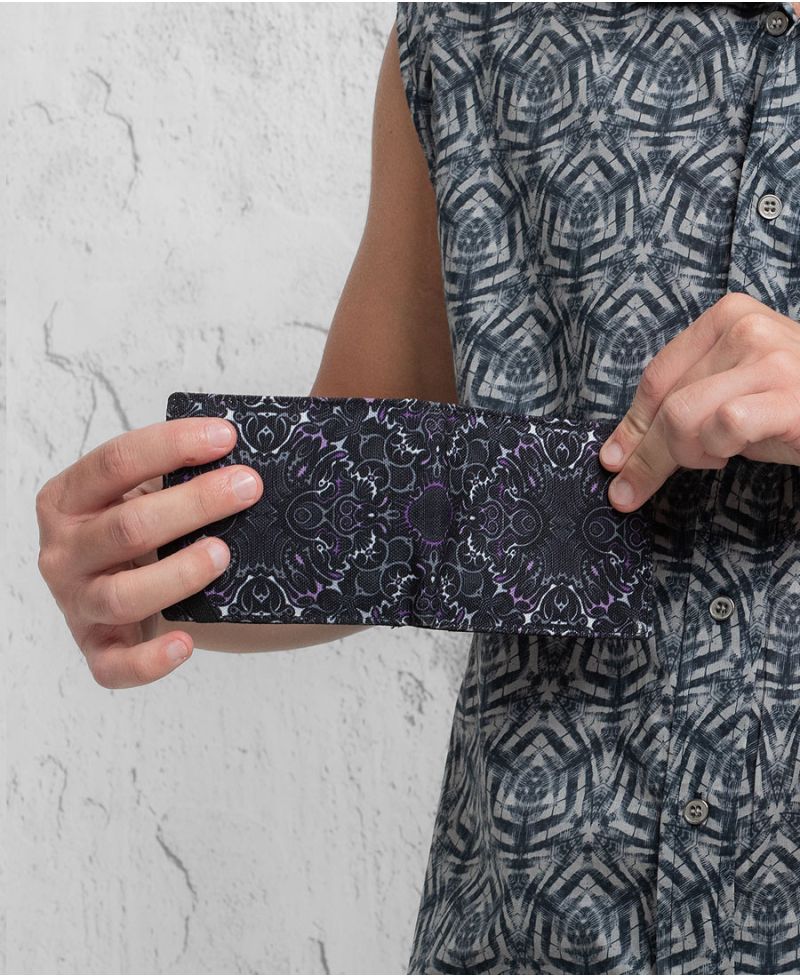 Virus Mens Slim Wallet