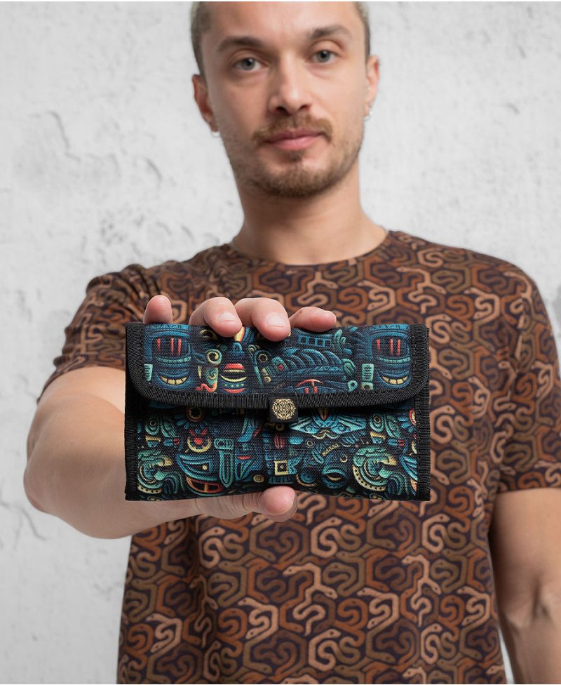 Rolling tobacco pouch case vegan