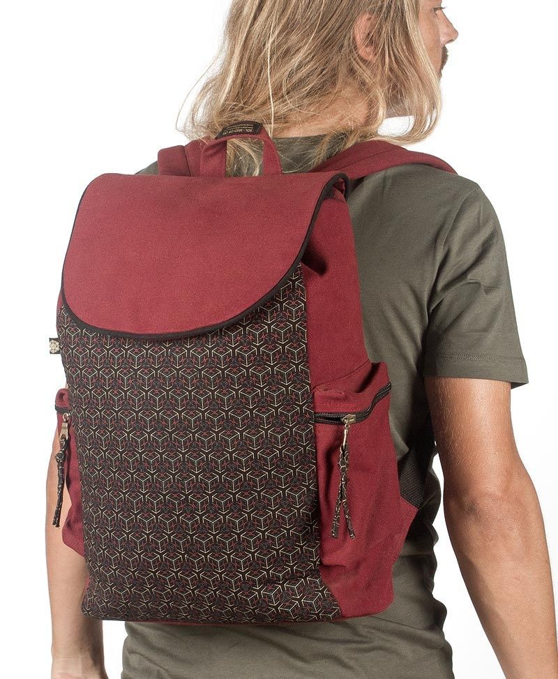 canvas-laptop-backpack-flap-cubicle-red-black