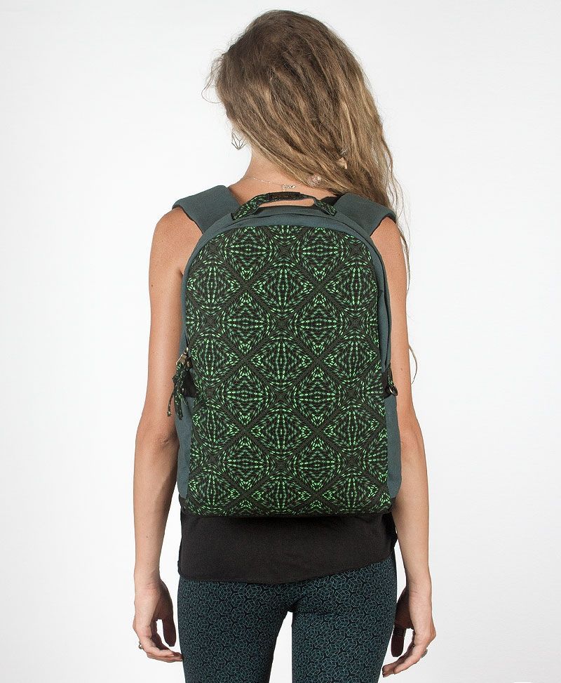 hexagon-round-canvas-backpack-laptop-bag