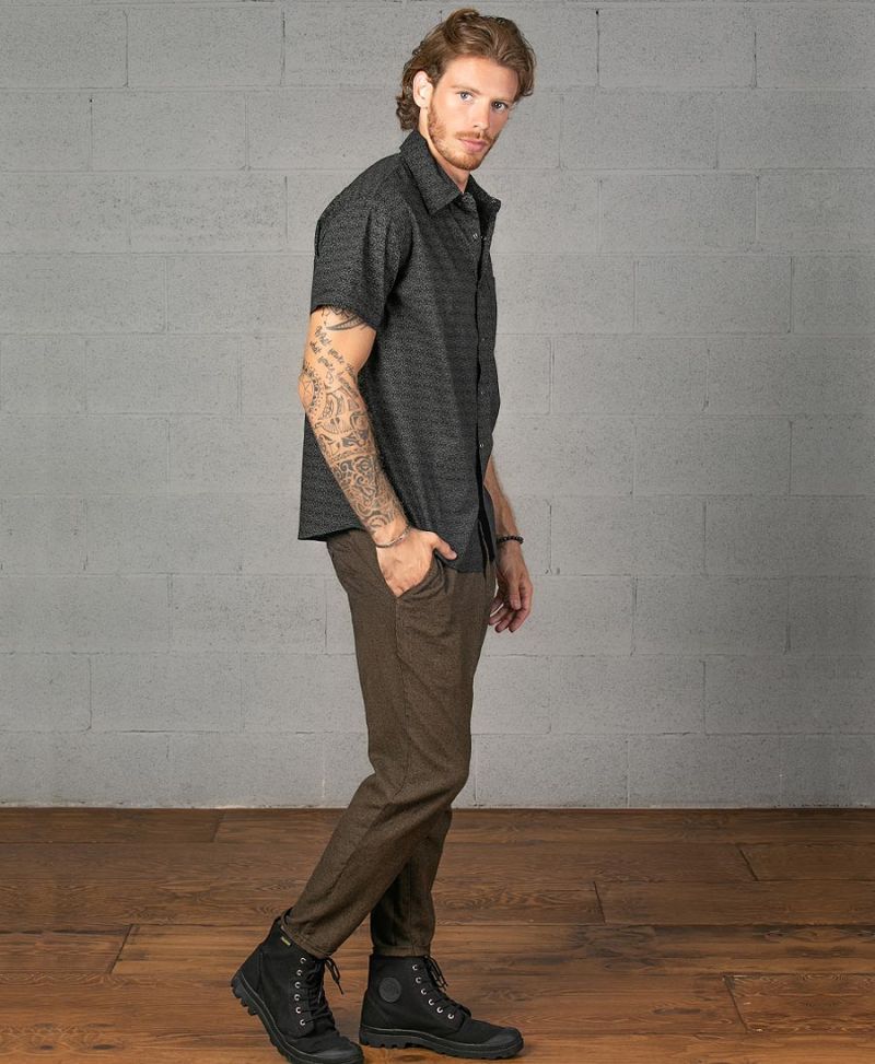 men-button-up-shirt-black-short-sleeve-urban-streetwear
