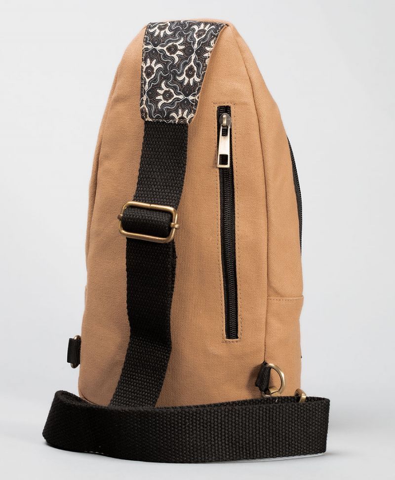 small sling bag