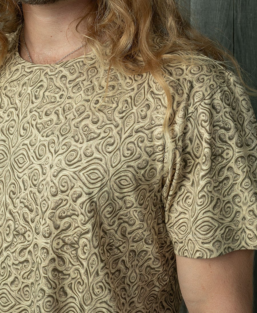 Sand prints t shirt