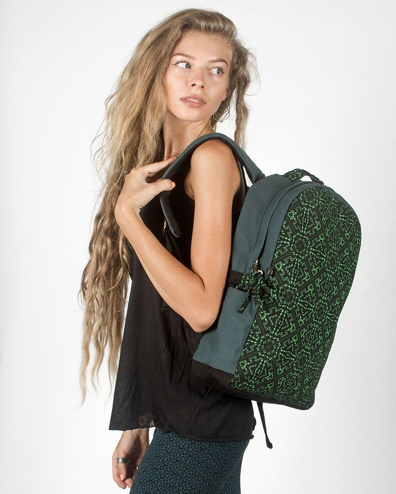 hexagon-round-canvas-backpack-laptop-bag