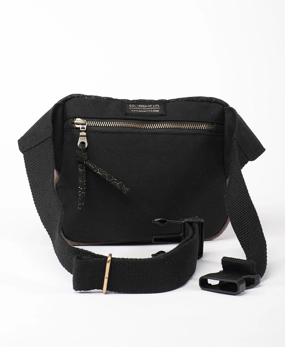 molecule pouch belt vegan