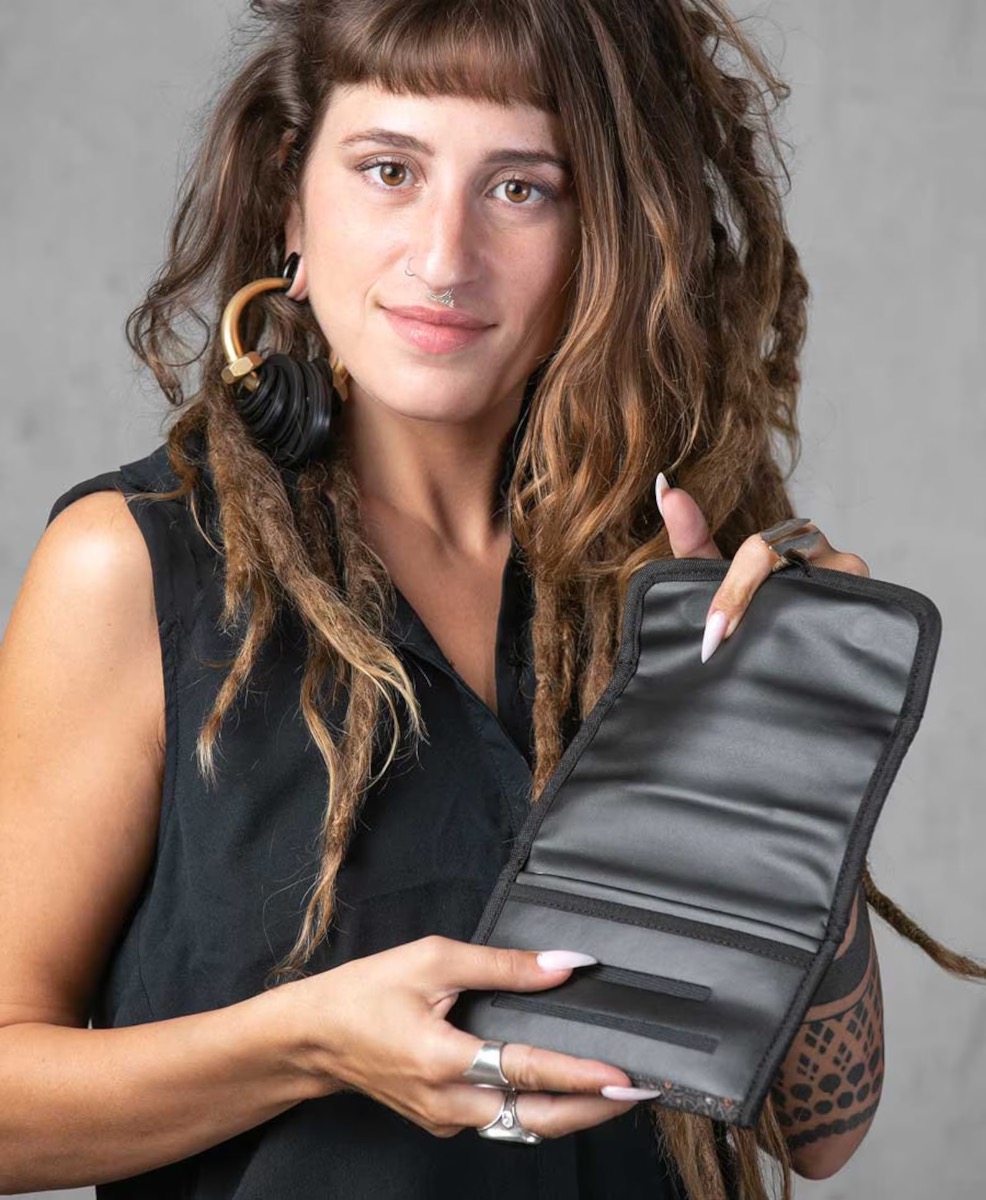 tobacco pouch 
